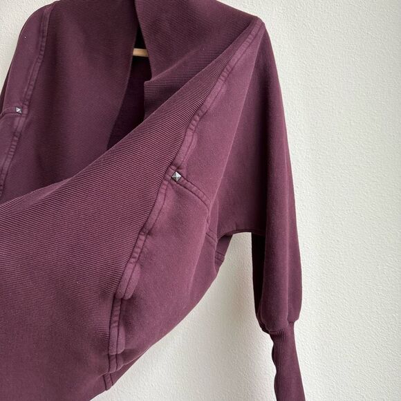 Aritzia Wilfred Diderot Cocoon Cardigan Maroon Purple Open Front Size XS - Picture 3 of 7